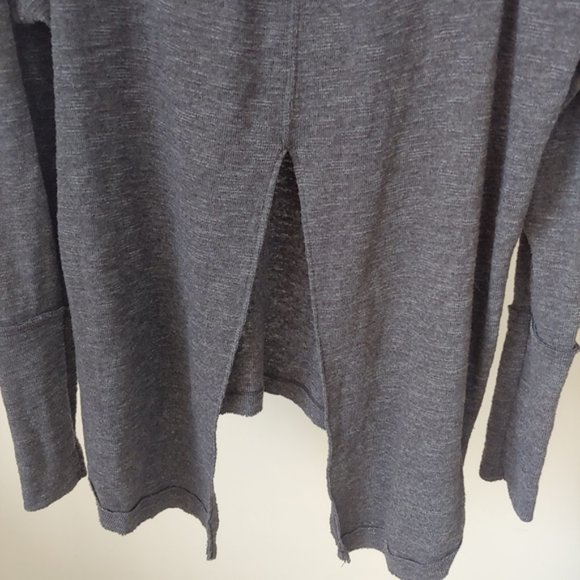 Free People Turtleneck Sweater Knit Split Back Grey Size XS - Picture 12 of 15